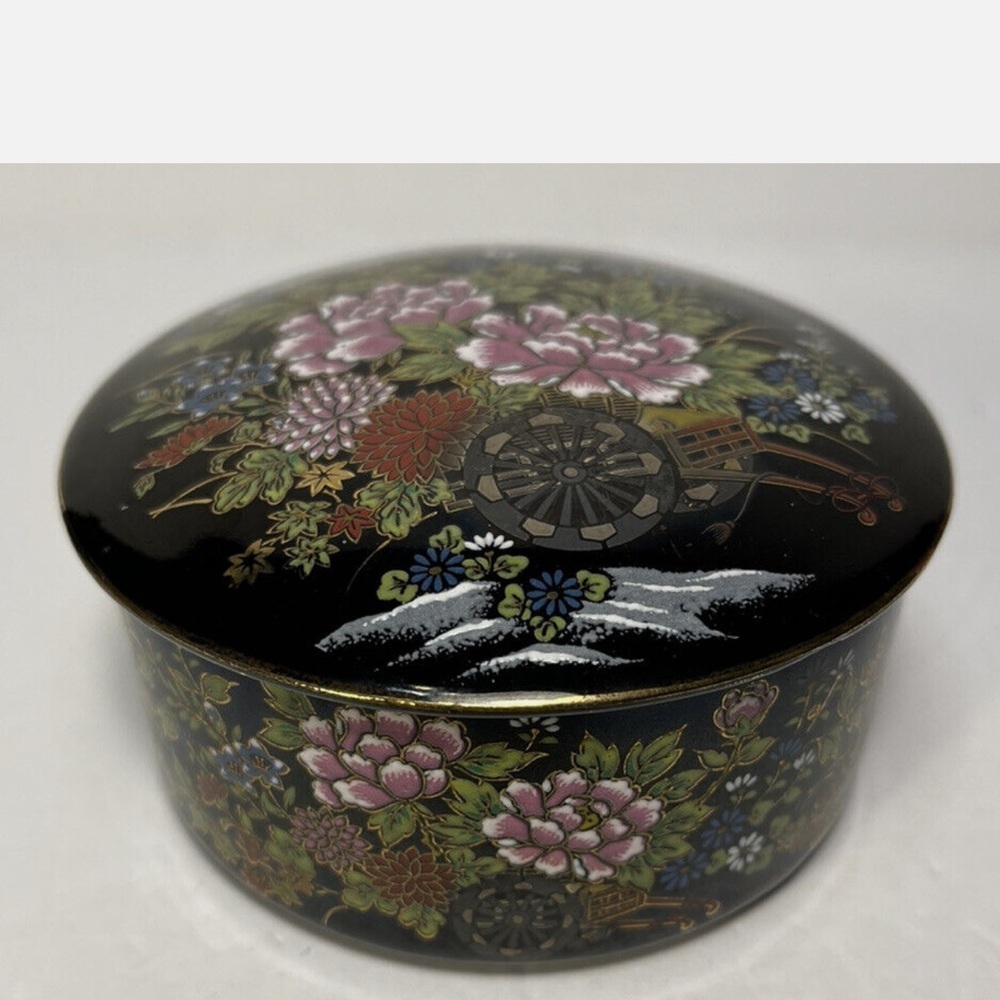 Vintage Imperial Kutani Black Enamel Gilded Porcelain Round Jewelry Box Cover